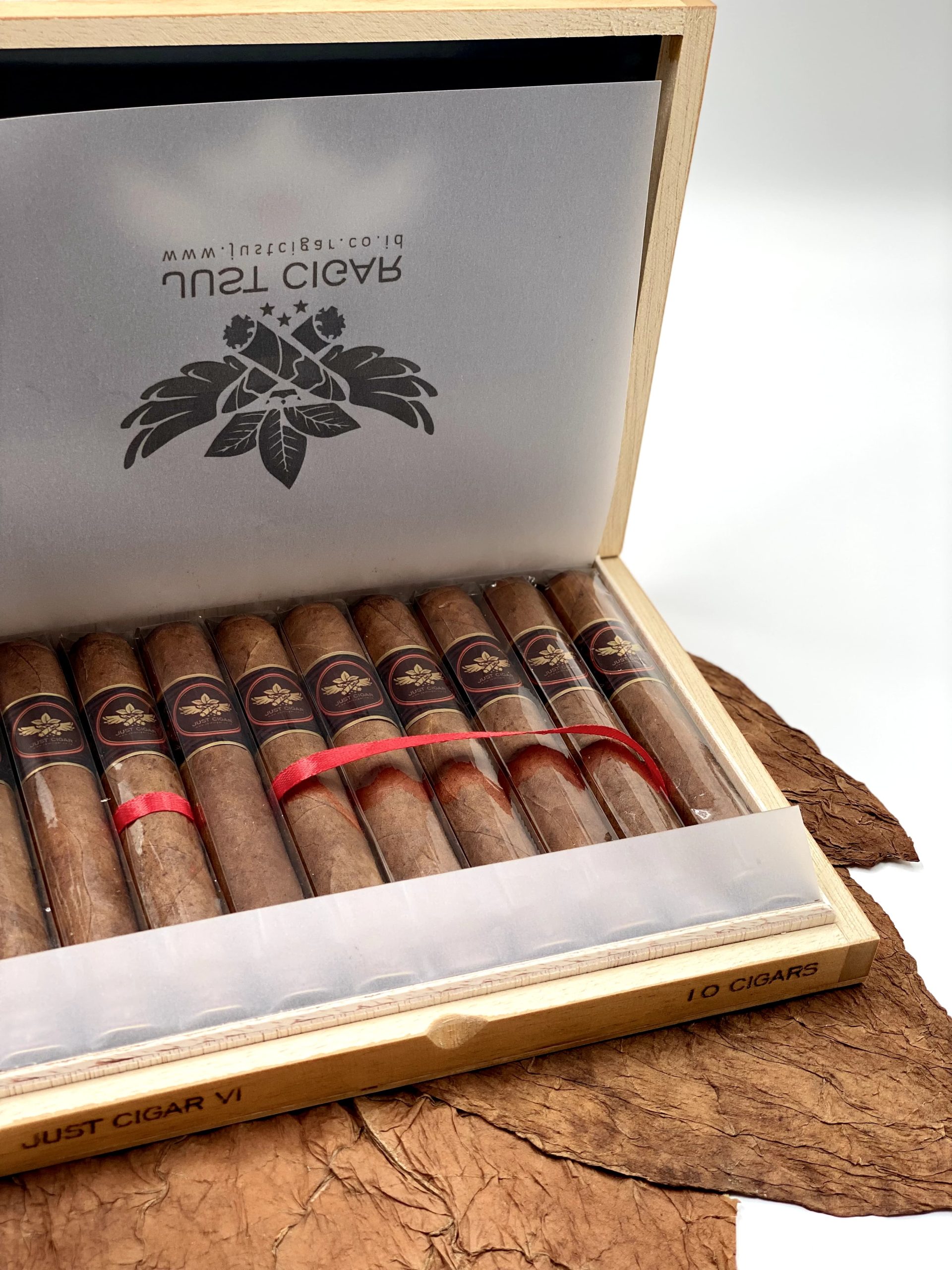 Just Cigar 8 Wooden Box - Isi (10Batang) - Image 9
